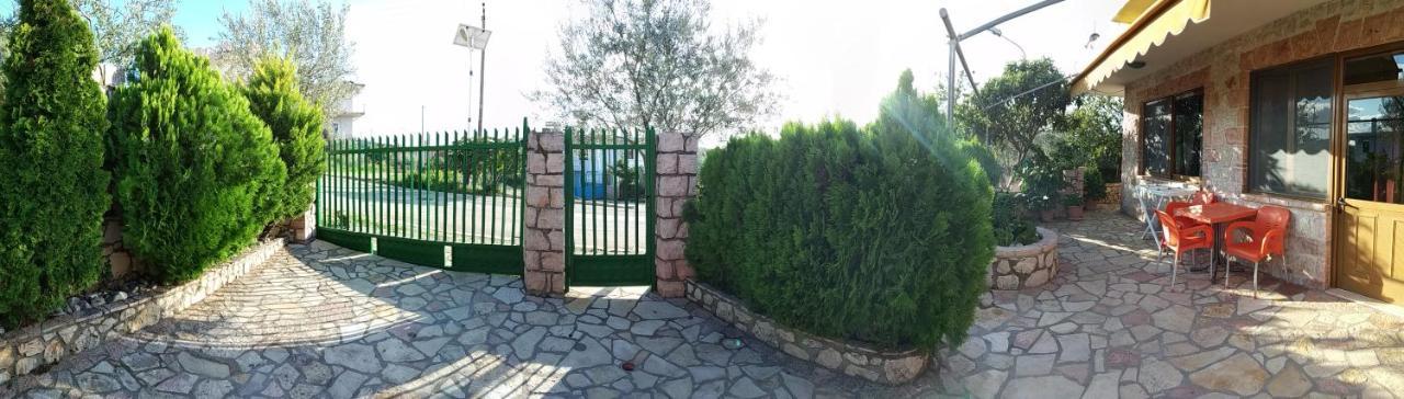 Altin Skrapari Guesthouse Ksamil Exterior foto