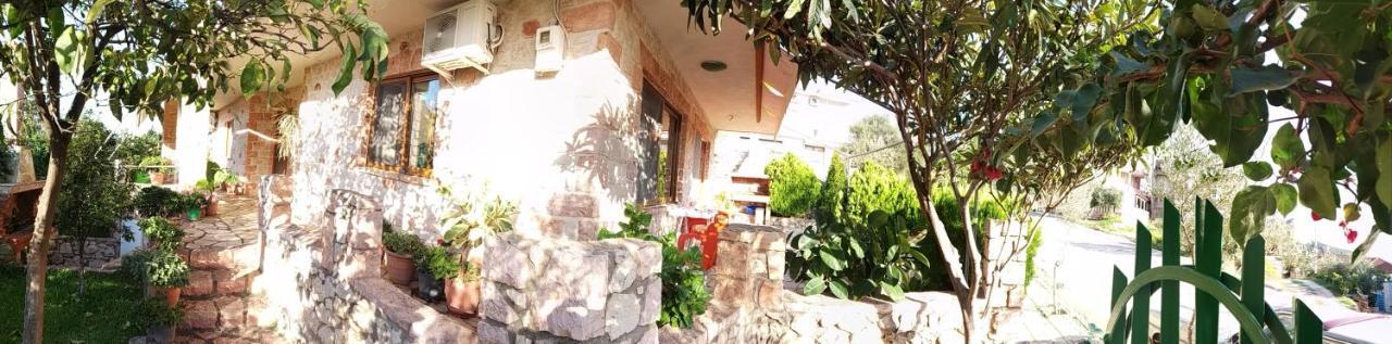 Altin Skrapari Guesthouse Ksamil Exterior foto