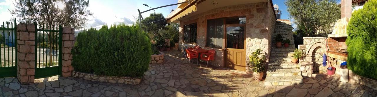 Altin Skrapari Guesthouse Ksamil Exterior foto