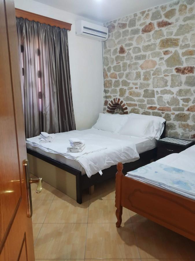 Altin Skrapari Guesthouse Ksamil Exterior foto